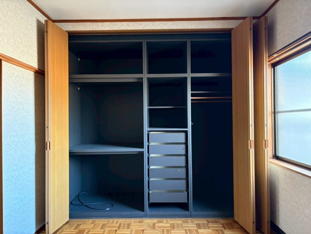 収納　明徳町定期借家