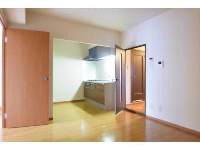 居室・リビング　他号室の写真になります。