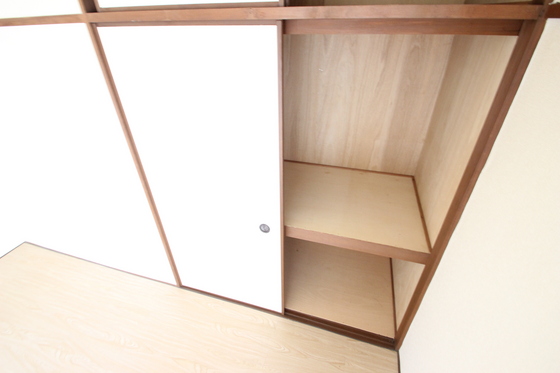 収納　※別部屋の写真です