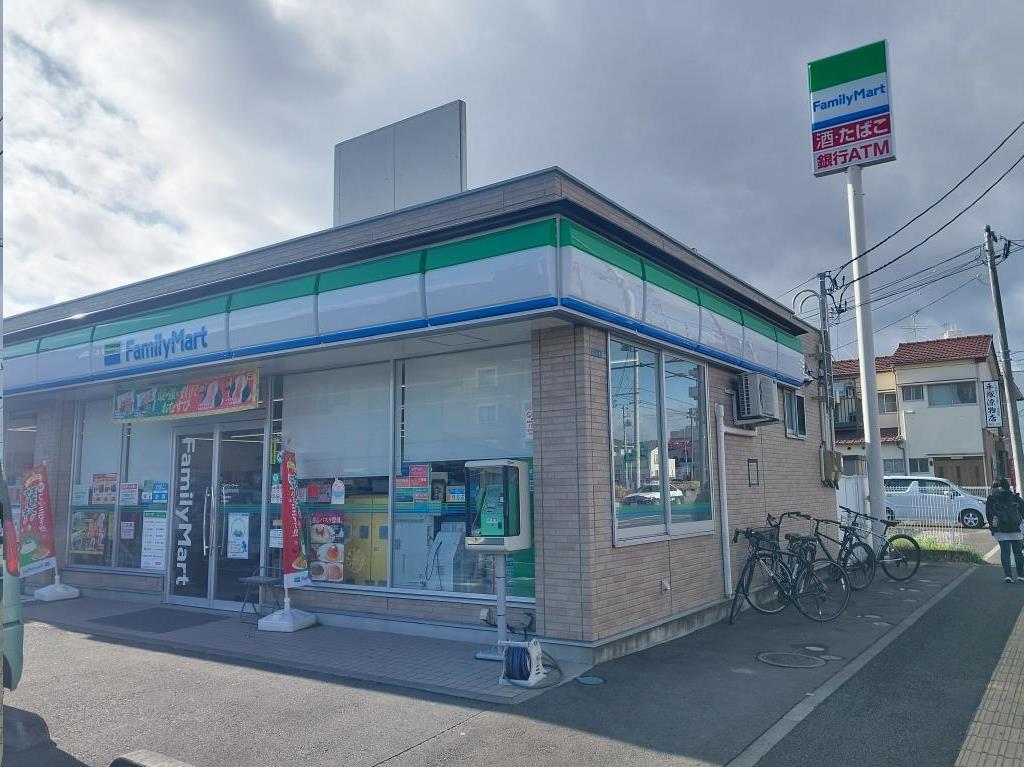 コンビニ　ファミリーマート仙台薬師堂前店（コンビニ）まで504m