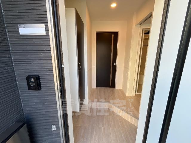 玄関　玄関（イメージ）