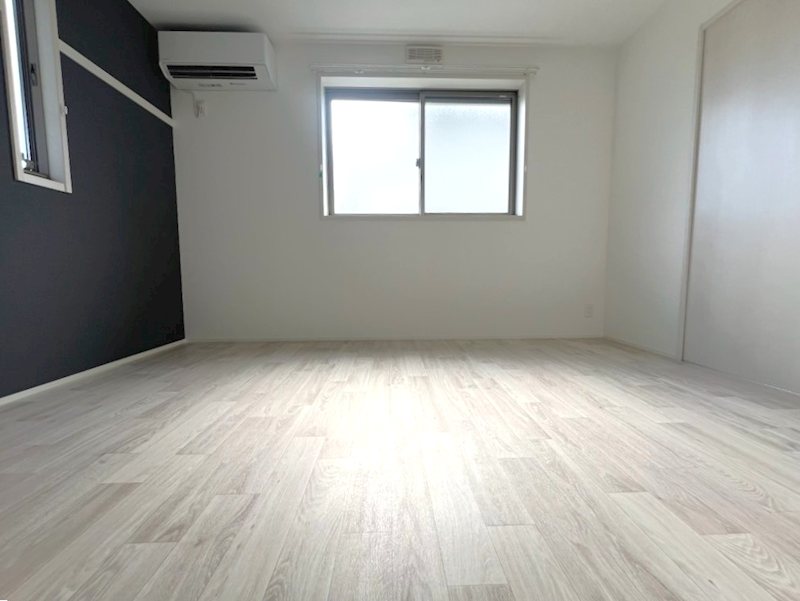 その他　洋室6.4帖