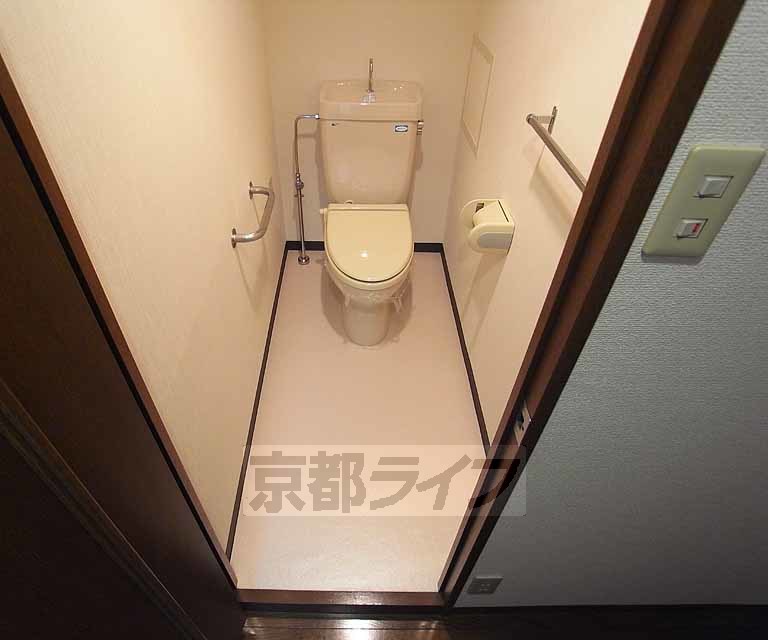 トイレ　洋式のトイレです。