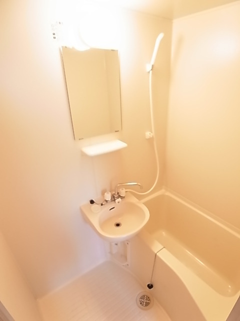 バス・シャワールーム　風呂