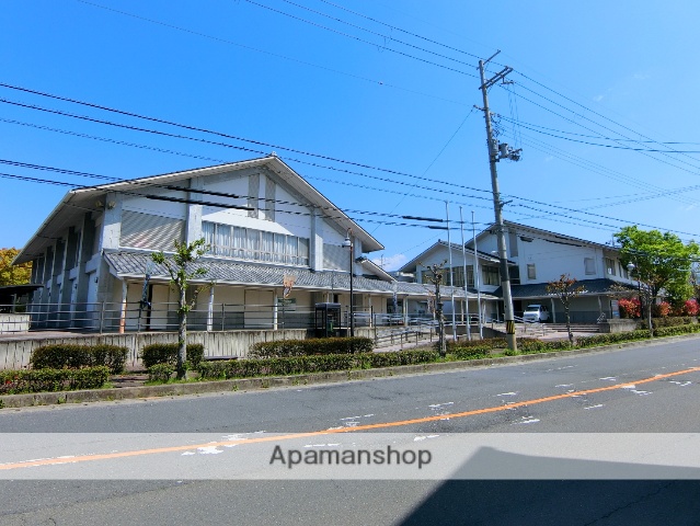 図書館　京田辺市立中央図書館中部分室（図書館）まで866m