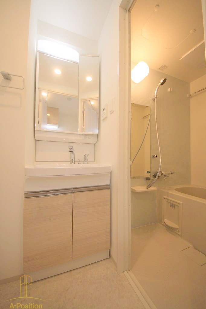 洗面設備　Alivis福島海老江