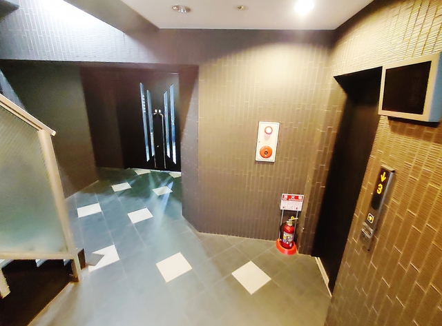 その他共有部分　防犯カメラ付・エレベーター