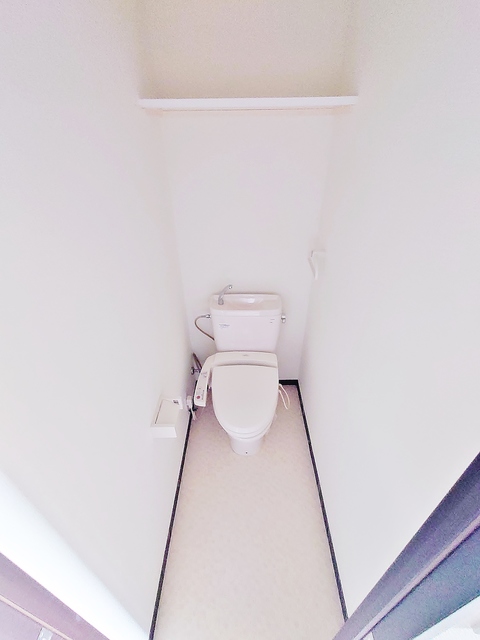 トイレ　暖房便座付きシャワートイレ