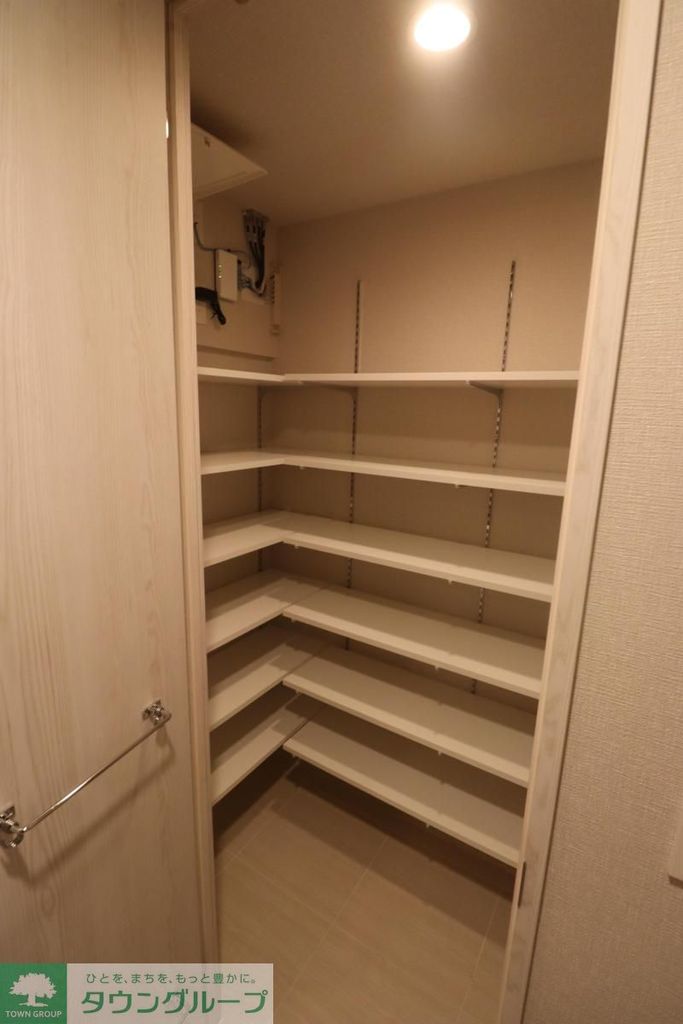 収納　シューズインクローク