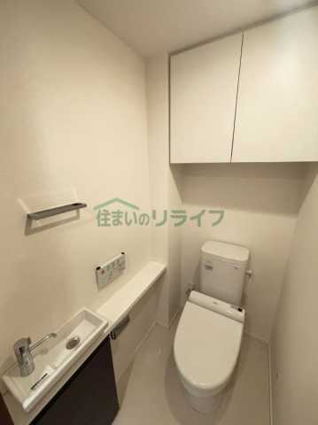 トイレ　コンフォリア赤坂