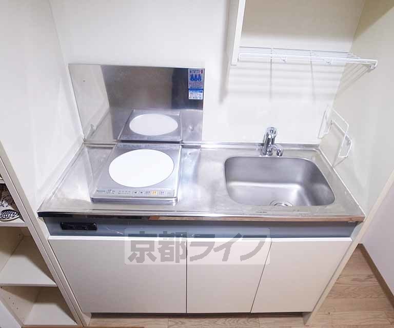 キッチン　きれいなキッチンですね