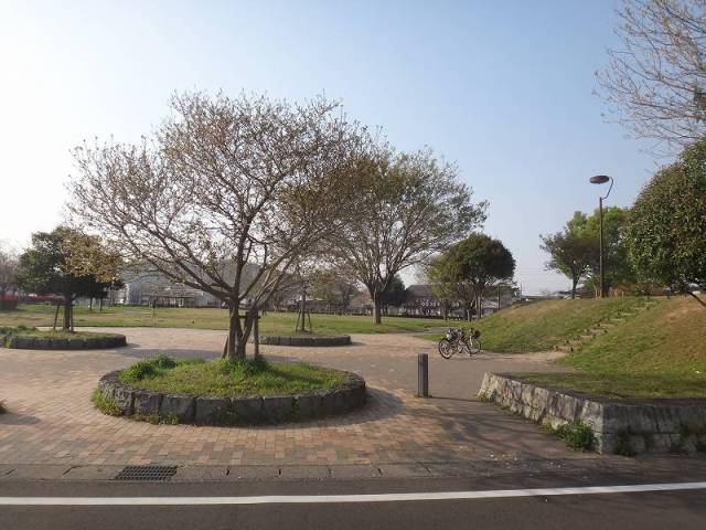 公園　上坂公園（公園）まで400m