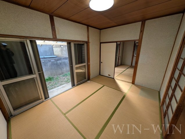 中浜町167番貸家群の居間写真