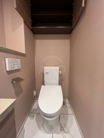 トイレ　PHOENIX北堀江　温水洗浄便座