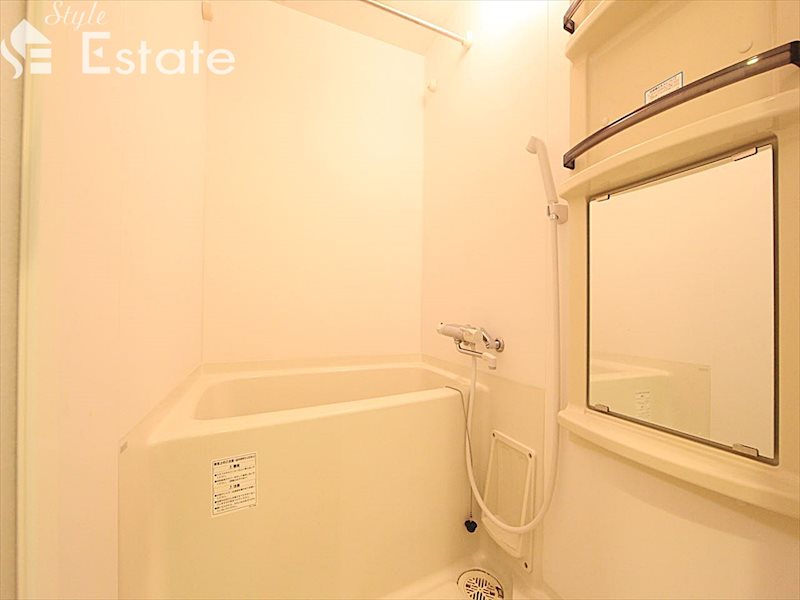 バス・シャワールーム　バスルーム