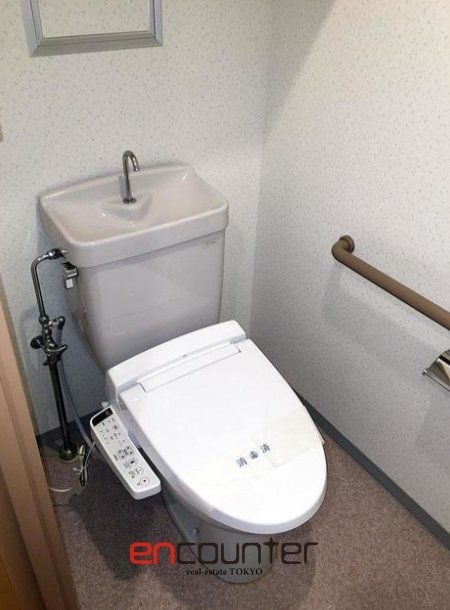 トイレ　※同マンション別室参考写真