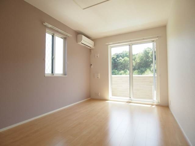 その他設備　エアコン付き。