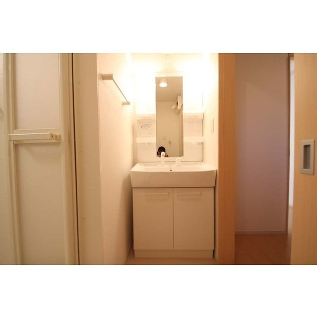 洗面設備　洗髪洗面化粧台