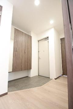 玄関　玄関（イメージ）