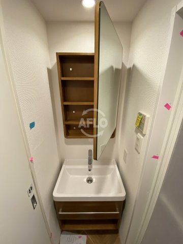 洗面設備　セレニテ堺筋本町プリエ　独立洗面台