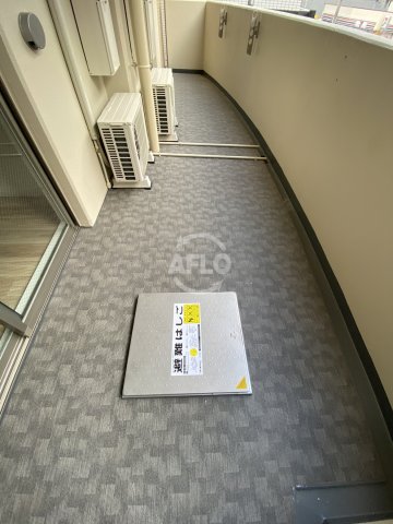 バルコニー　セレニテ堺筋本町プリエ　バルコニー