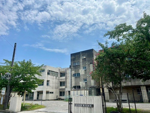 小学校　茂原市立東部小学校（小学校）まで180m