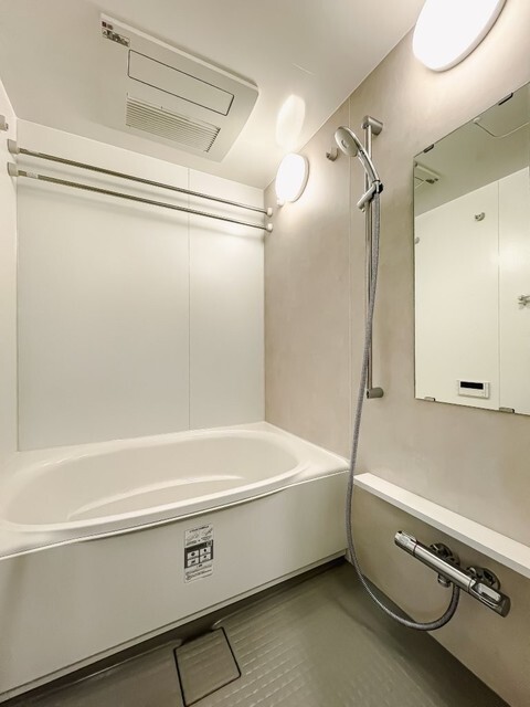 バス・シャワールーム　※写真は同タイプ住戸です。