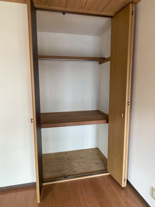 収納　101号室の写真です。