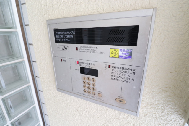 セキュリティ　マンション入り口はこんな感じです。