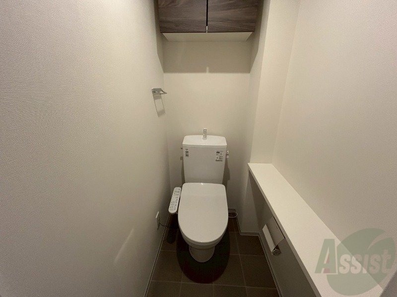 トイレ　こちらはトイレです。清潔感があり、安心して使用できます。