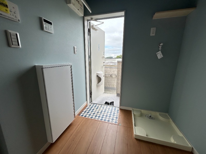 玄関　※同ハウスメーカー施工イメージ