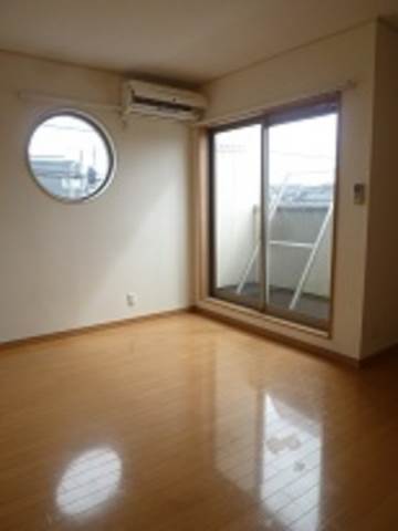 居室・リビング　プレアデスの洋室