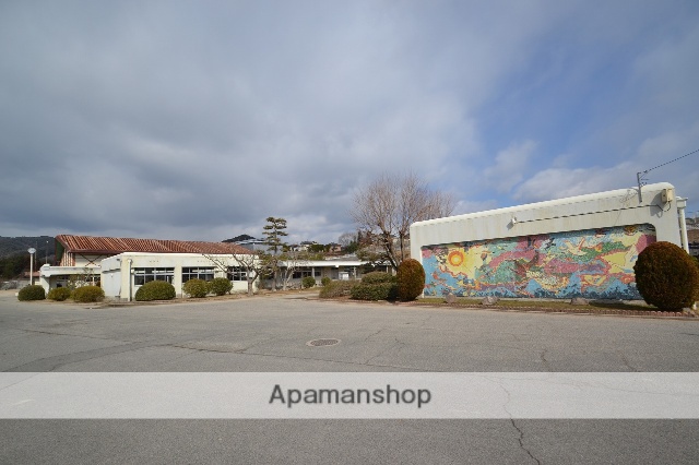 小学校　中黒瀬小学校（小学校）まで1412m