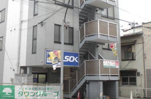 エントランス　★近隣に商業施設揃っています★