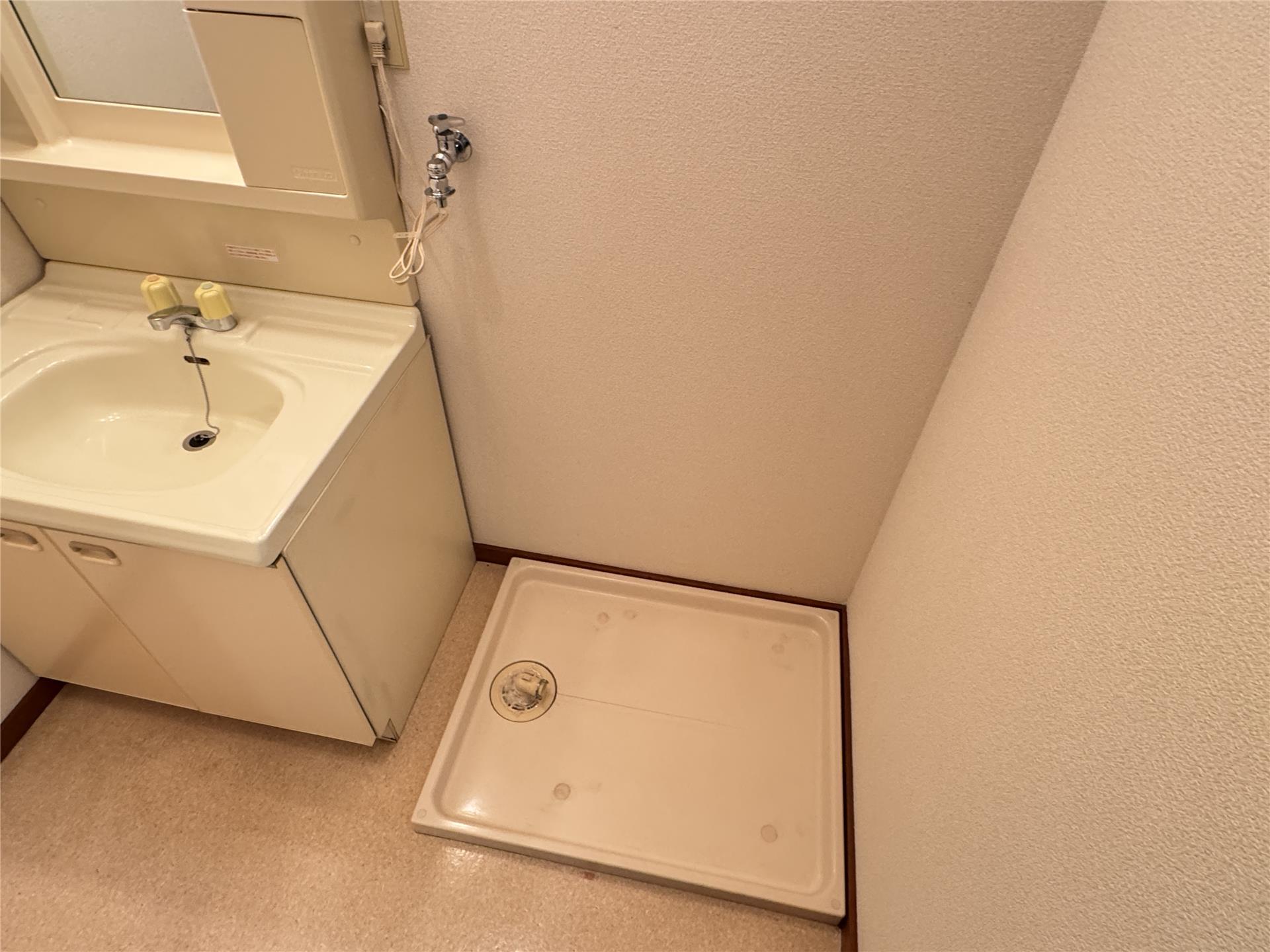 その他　室内洗濯機置き場です♪