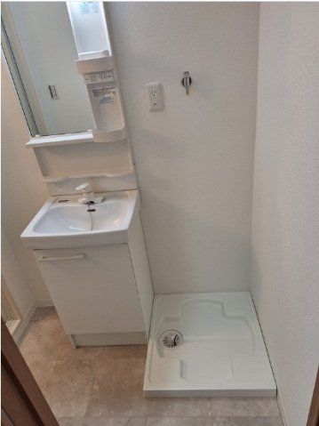 洗面設備　独立洗面台です。