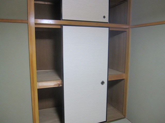 収納　同タイプのお部屋の写真になります