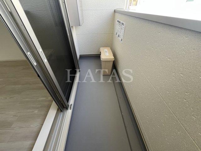 バルコニー　同物件別部屋です。