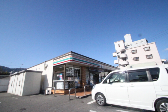 コンビニ　セブンイレブン広島落合１丁目店（コンビニ）まで458m