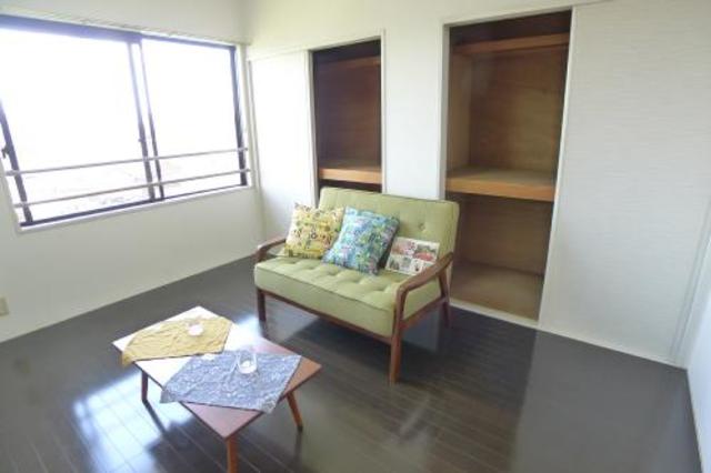 収納　同物件別部屋の写真です