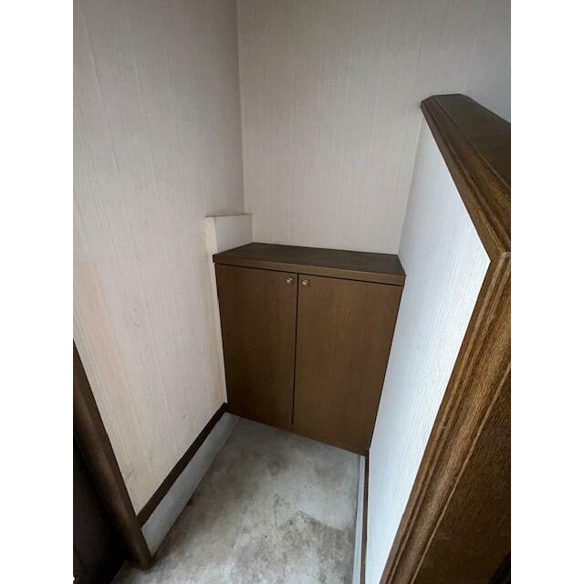 玄関　シューズボックス