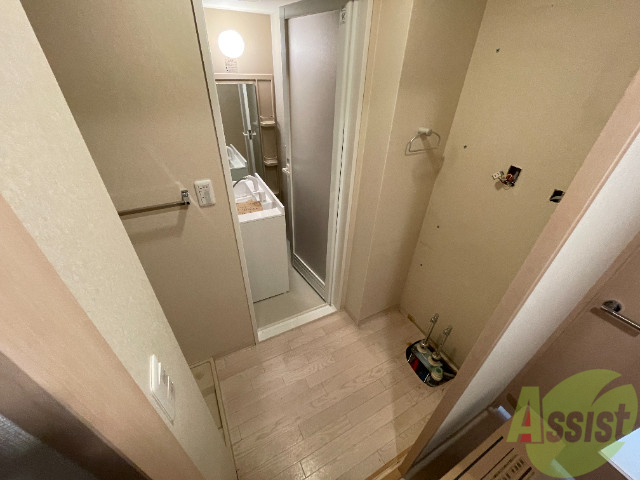 洗面設備　新品の洗面所が入ります。２０２０．１２