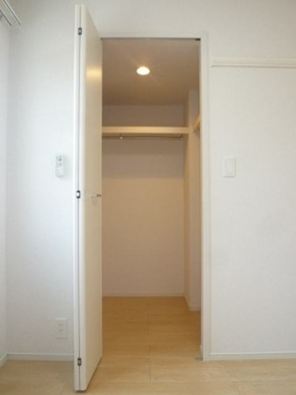 収納　図面と現状に相違がある場合には現状を優先