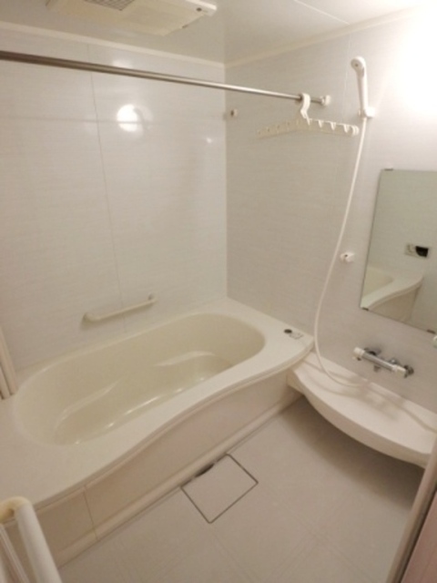バス・シャワールーム　バスルーム