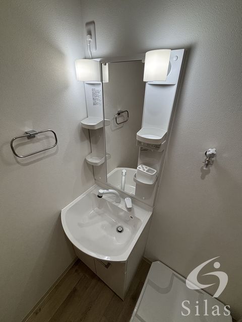 洗面設備　同仕様