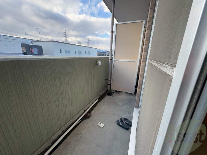 バルコニー　バルコニーが付いていますので一息ついてみてはいかがですか。