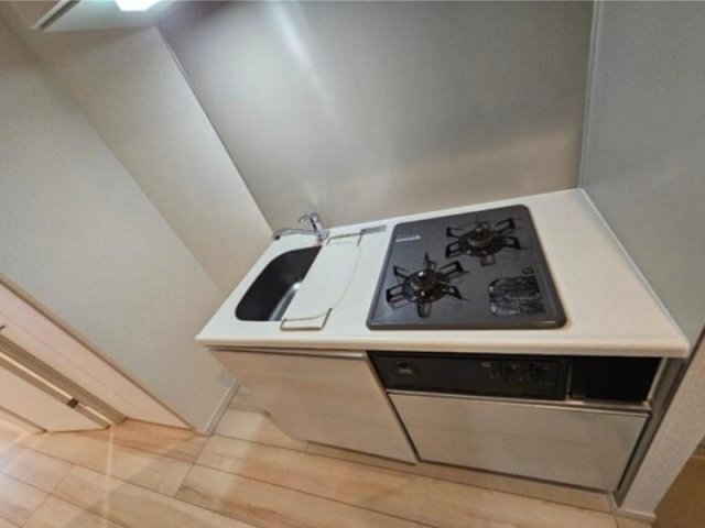 キッチン　別部屋参考写真になります