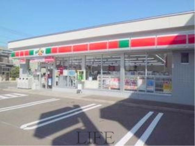 コンビニ　サンクス平和通4丁目店（コンビニ）まで3m
