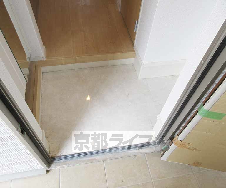 玄関　玄関もゆとりがあります。