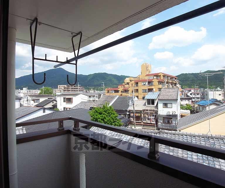 眺望　比叡山の山々が望めます